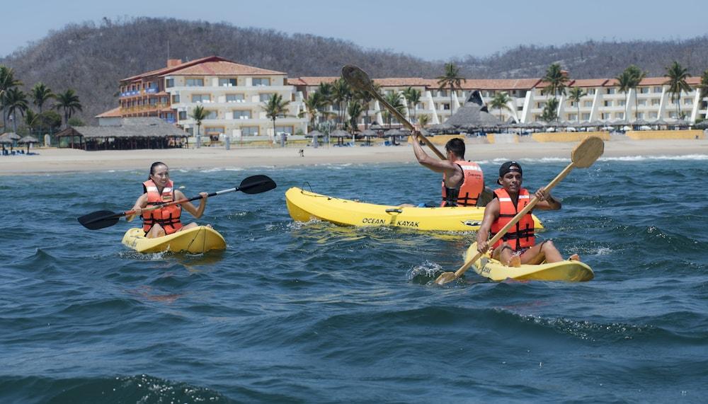 Hotel Punta Serena & Resorts - Solo Parejas (Adults Only) Тенакатита Экстерьер фото